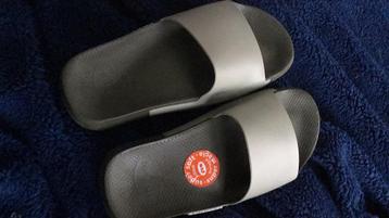 Havaianas  nieuwe SLIDECLASSICUNISEXolive green 39/40  beschikbaar voor biedingen