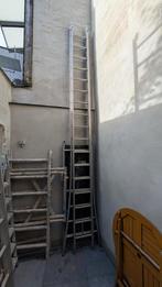 Lange ladder 4,5m ingeklapt tot 8m uitgeschoven, Doe-het-zelf en Bouw, Ladders en Trappen, Ophalen, Gebruikt, Ladder, 4 meter of meer