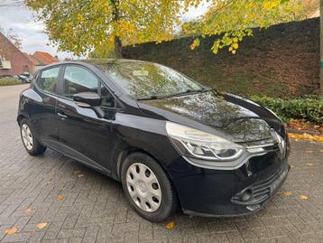 Renault clio 1.5 diesel 230.000km euro5 beschikbaar voor biedingen