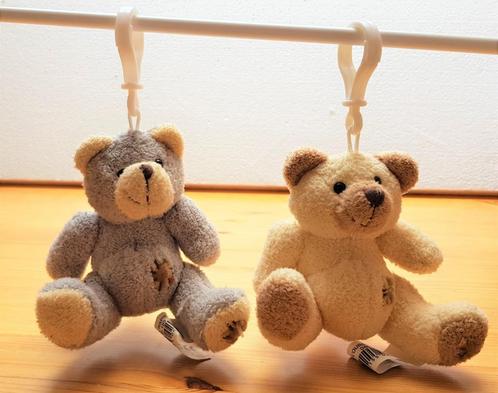Duo de petits oursons à suspendre, Enfants & Bébés, Jouets | Jouets de bébé, Utilisé, Autres types, Enlèvement ou Envoi