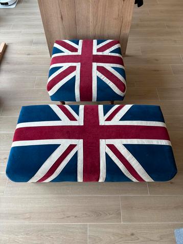 Poufs/repose bien British - Etat impeccable beschikbaar voor biedingen
