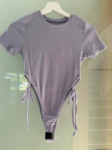 BODY - taille S beschikbaar voor biedingen