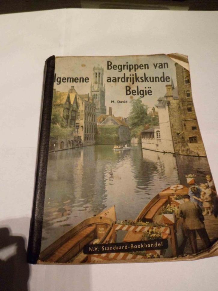Aardrijkskunde: België, Europa, buiten Europa, 1961/62/64, Boeken, Studieboeken en Cursussen, Gelezen, Overige niveaus, Ophalen of Verzenden