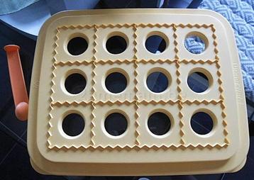 Tupperware: bakje met ravioli of.. beschikbaar voor biedingen