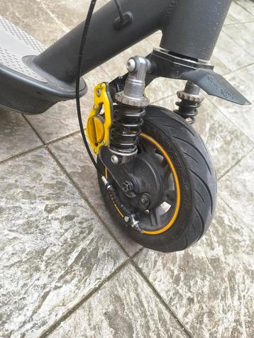 Ninebot max sharkset gen 2 motor disponible aux enchères