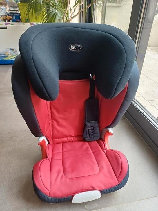 Britax Romer Isofix 15-36 kg autostoeltje, Kinderen en Baby's, Autostoeltjes, Gebruikt, Romer, 15 t/m 36 kg, Autogordel of Isofix