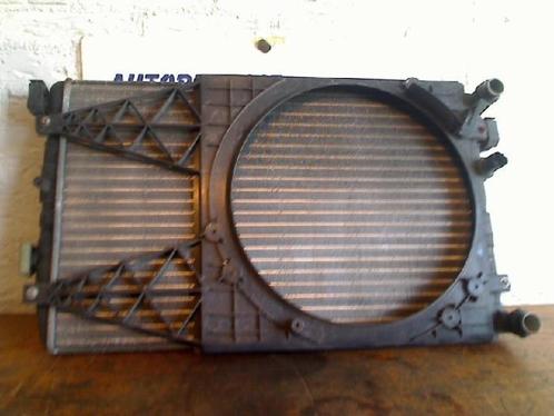 Radiateur van een Volkswagen Fox, Auto-onderdelen, Airco en Verwarming, Volkswagen, Gebruikt, 3 maanden garantie, Ophalen of Verzenden