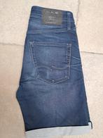 Merk Jack & Jones: jeans short mt 176 (zie foto's), Enfants & Bébés, Vêtements enfant | Taille 176, Pantalon, Garçon, Enlèvement ou Envoi