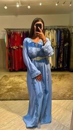 Baby blauw caftan nieuw, Kleding | Dames, Gelegenheidskleding, Ophalen of Verzenden, Zo goed als nieuw, Blauw