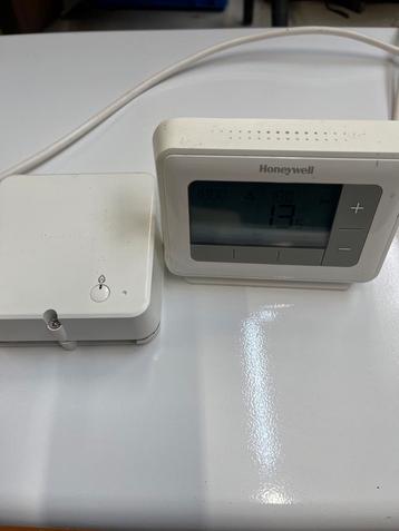 Honeywell draadloze thermostaat  beschikbaar voor biedingen