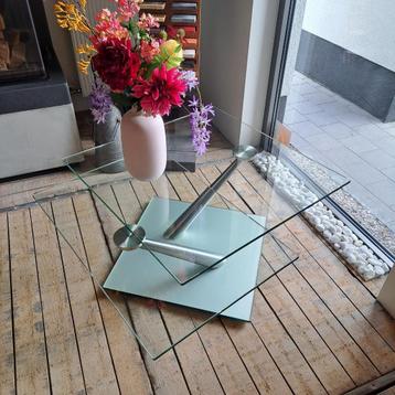 Salontafel  beschikbaar voor biedingen