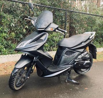 Motorscooter Kymco Super 8 125cc  beschikbaar voor biedingen