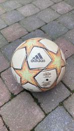 Officieel champions leuge bal, Sport en Fitness, Voetbal, Ophalen, Zo goed als nieuw, Bal