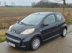Peugeot 107 - 119000km - 2011 - Perfect onderhouden, Auto's, Voorwielaandrijving, 139 g/km, Leder en Stof, Zwart