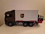 Bruder Scania UPS vrachtwagen met vorkheftruck, Kinderen en Baby's, Speelgoed |Speelgoedvoertuigen, Ophalen, Gebruikt