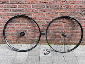 Shimano Deore WH-MT601 MTB beschikbaar voor biedingen