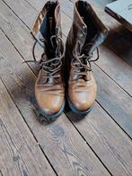 Dames schoenen., Enlèvement