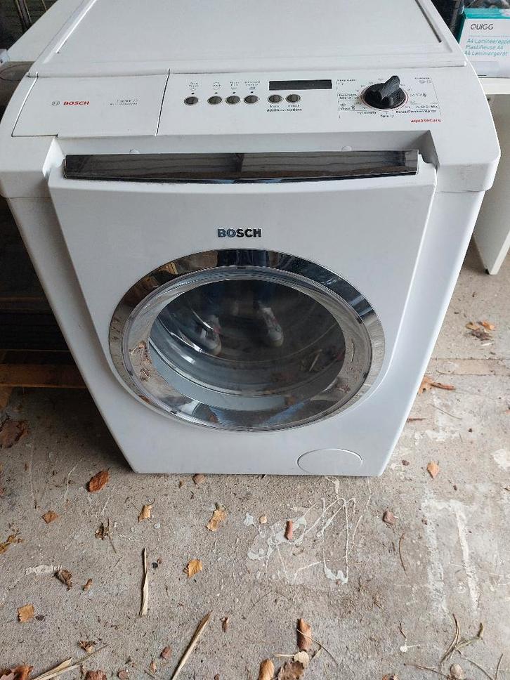 Lessiveuse 10Kg Bosch, Electroménager, Lave-linge, Utilisé, Chargeur frontal, 10 kg ou plus, 85 à 90 cm, 1200 à 1600 tours, Programme lavage à la main