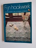 Fijn haakwerk, Hobby en Vrije tijd, Ophalen of Verzenden, Zo goed als nieuw