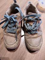 Sportschoen kind, Ophalen