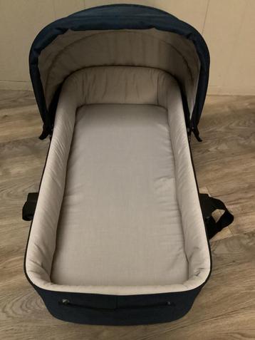 Draagmand Mountain Buggy beschikbaar voor biedingen