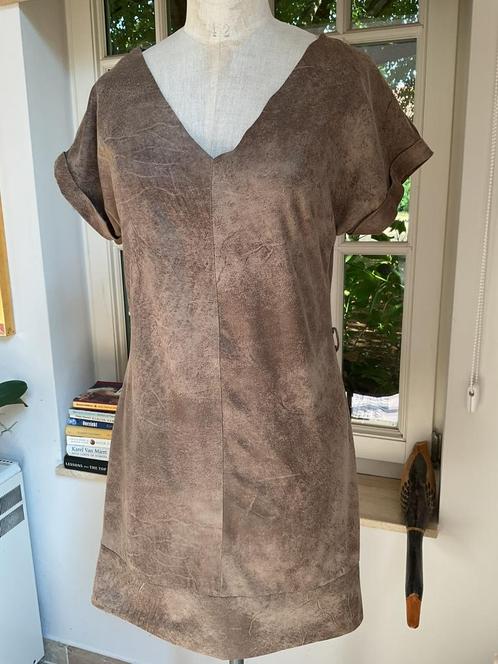 Jurk Lola & Liza , maat 38, Kleding | Dames, Jurken, Maat 38/40 (M), Bruin, Ophalen of Verzenden