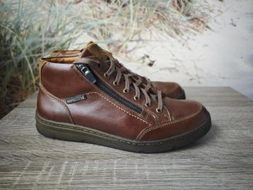 Mephisto maat 42,5 ( EUR 8,5 / US 9 ) beschikbaar voor biedingen
