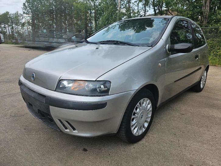 Fiat Punto 1.2i benzine 3deurs rijdt perfect GEKEURDVV, Auto's, Fiat, Particulier, Punto, ABS, Airbags, Airconditioning, Boordcomputer