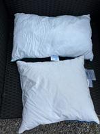 Twee kinder kussens, Ophalen, Zo goed als nieuw