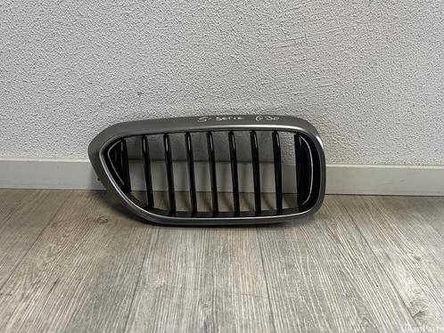 BMW 5-Serie G30 G31 Luxery Line Linker Grill Links 7390866, Auto-onderdelen, Carrosserie, BMW, Voor, Links, Gebruikt