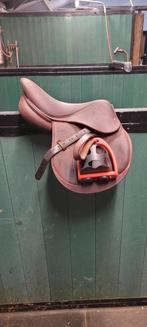 Kids zadel devoucoux, Animaux & Accessoires, Chevaux & Poneys | Autres trucs de cheval, Enlèvement