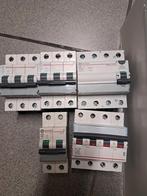 differenciell  disjoncteur e coffret pour 100, Bricolage & Construction, Électricité & Câbles, Enlèvement