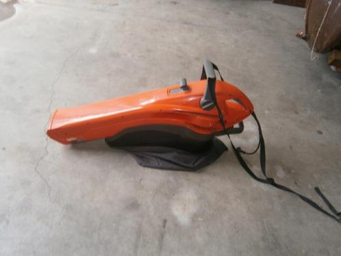 Bladblazer Husquavarna  zuigen en blazen, Tuin en Terras, Overige Tuin en Terras, Zo goed als nieuw, Ophalen