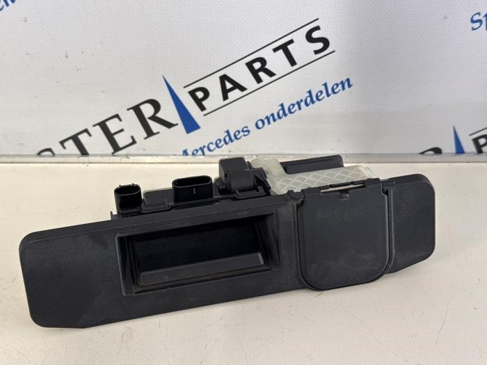 Handgreep Achterklep van een Mercedes Vito, Auto-onderdelen, Carrosserie, Mercedes-Benz, Gebruikt, 3 maanden garantie, Ophalen of Verzenden