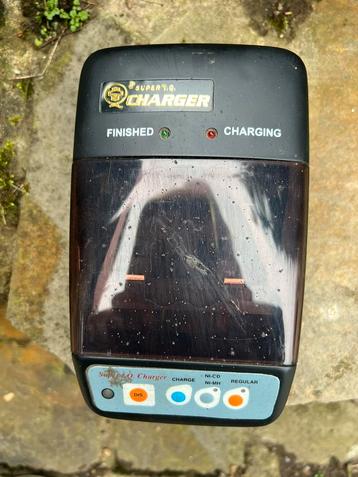 Chargeur de piles  beschikbaar voor biedingen