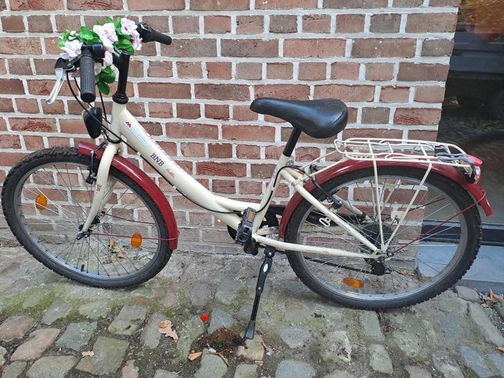 Meisjesfiets BNB Flowerkid 24inch, Fietsen en Brommers, Fietsen | Kinderfietsjes, Gebruikt, 20 inch of meer, Ophalen