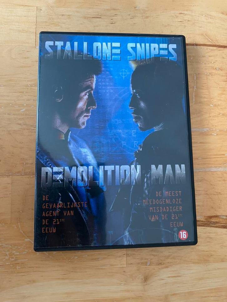 Dvd  :  Demolition Man Sylvester Stallone en Wesley Snipes., Cd's en Dvd's, Dvd's | Actie, Zo goed als nieuw, Actie, Vanaf 16 jaar