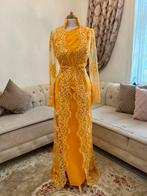 Robe caftan, Ophalen, Zo goed als nieuw, Geel