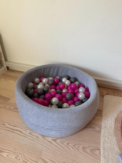 Ballenbad foam grijs, Kinderen en Baby's, Speelgoed | Babyspeelgoed, Zo goed als nieuw, Overige typen, Ophalen