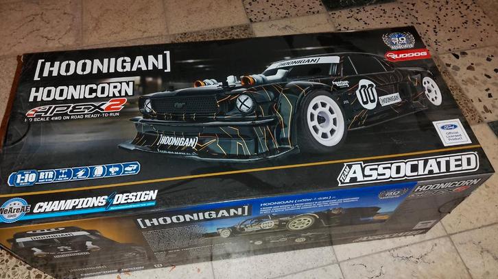 1:10 Team associated Hoonicorn Nieuw in doos, Hobby & Loisirs créatifs, Modélisme | Radiocommandé & Téléguidé | Voitures, Neuf