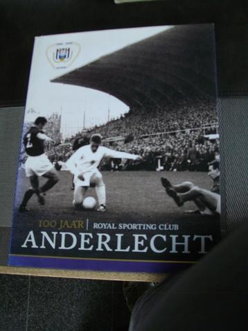 100 jaar Royal Sporting Club Anderlecht beschikbaar voor biedingen