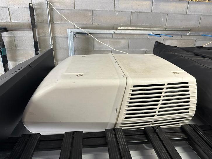 Climatisation réversible véhicule pour Van, Camping car, Caravans en Kamperen, Mobilhomes, Particulier, Mercedes, Airconditioning