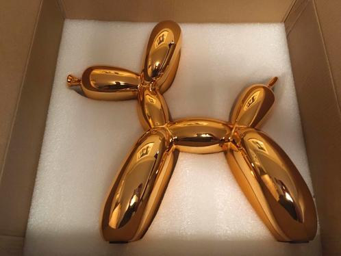 Jeff Koons (after) Balloon Dog Editions studio orange, Antiquités & Art, Art | Objets design, Enlèvement ou Envoi