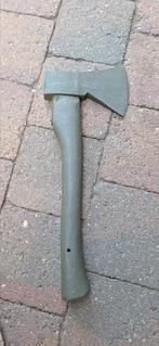 Kaki bijl, Ophalen