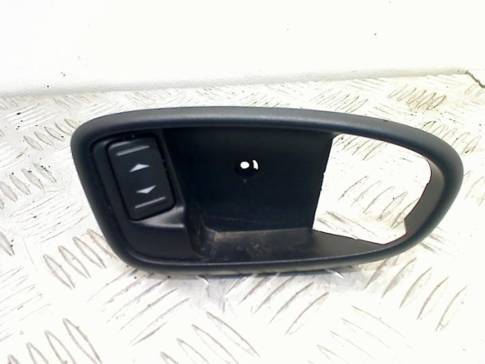 Commutateur vitre électrique d'un Ford Mondeo, Autos : Pièces & Accessoires, Tableau de bord & Interrupteurs, Ford, Utilisé, 3 mois de garantie