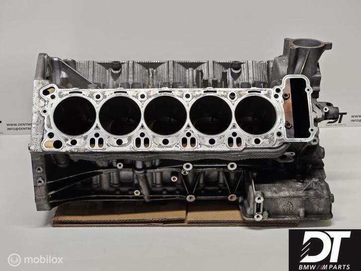 Motorblok BMW M5 E60 S85 V10 S85B50 11110443600, Autos : Pièces & Accessoires, Moteurs & Accessoires, BMW, Utilisé, Enlèvement ou Envoi