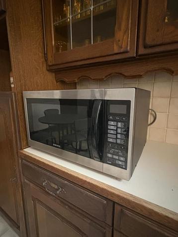 Samsung microgolf combi beschikbaar voor biedingen