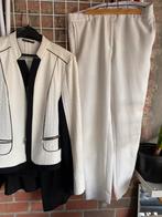 Wit vestje en witte lange broek, Kleding | Dames, Ophalen, Gedragen, Maat 38/40 (M), Wit