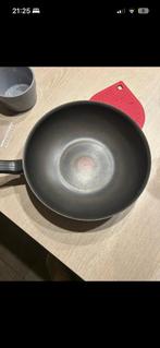 Wok pan tefal, Huis en Inrichting, Keuken | Potten en Pannen, Ophalen of Verzenden, Zo goed als nieuw, Wok