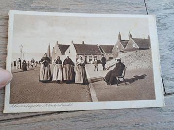 Costume ancien : costumes de Scheveningen, Enlèvement ou Envoi